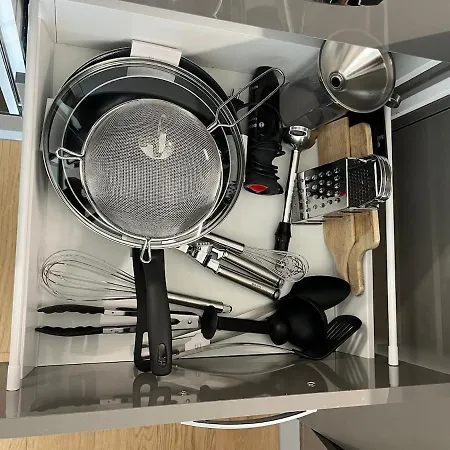 아파트 Klingerka 007 2 Separate Bedrooms Parking Included 브라티슬라바