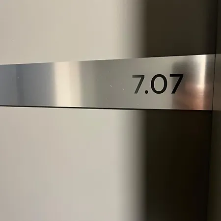 Klingerka 007 2 Separate Bedrooms Parking Included 아파트