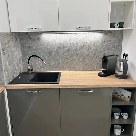 Apartment Klingerka 007 2 Separate Bedrooms Parking Included Bratislava