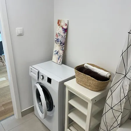 Klingerka 007 2 Separate Bedrooms Parking Included * Bratislava