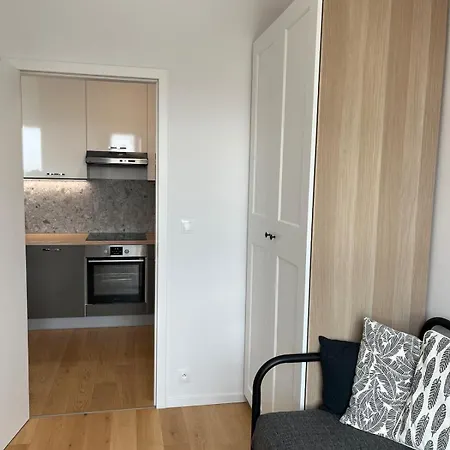 Klingerka 007 2 Separate Bedrooms Parking Included 브라티슬라바